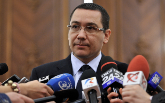 Victor Ponta la Palatul Parlamentului - 03.03.2014" by Partidul Social Democrat, via Wikimedia Commons (CC BY 2.0)